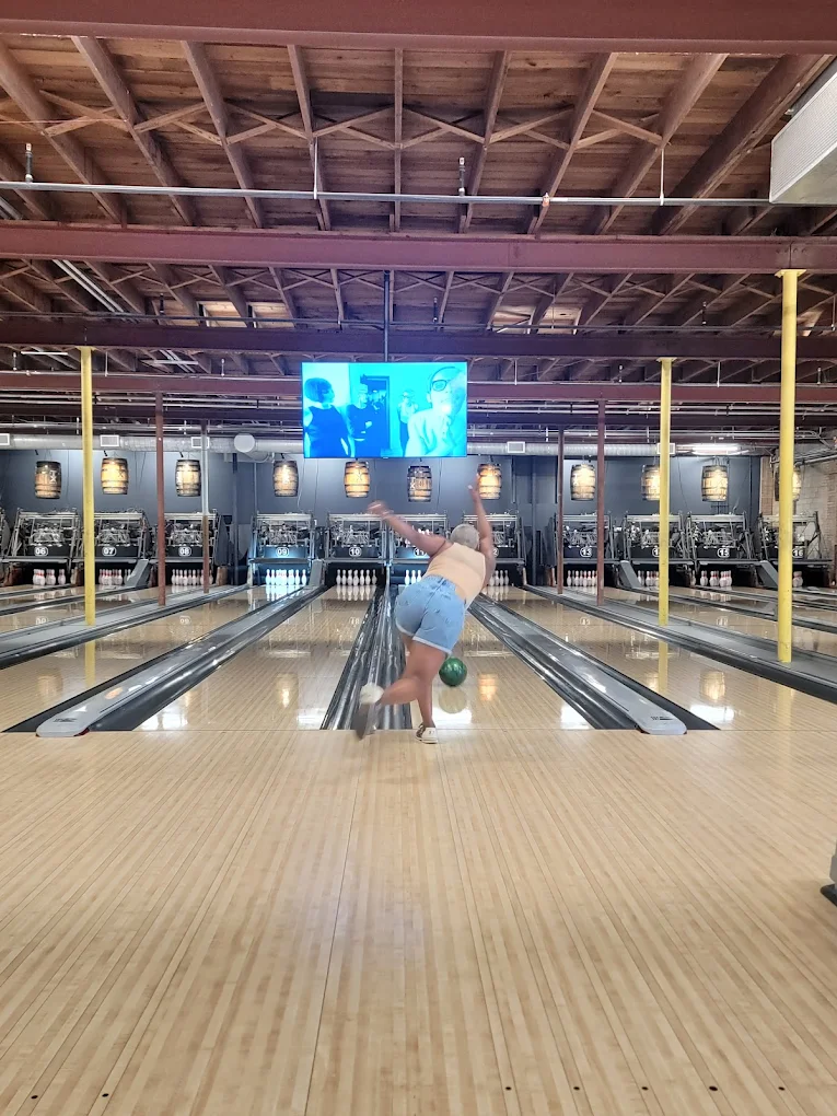 Bowlounge FW2